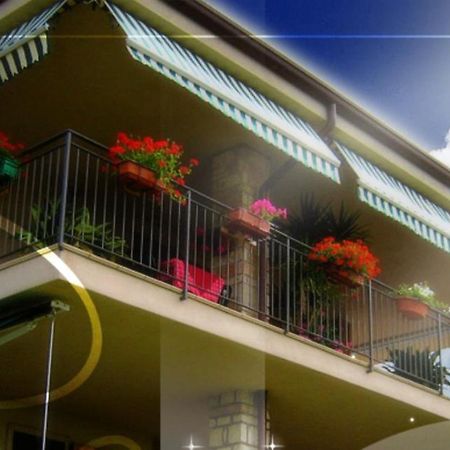 Ladi'S B&B Bardolino Eksteriør bilde